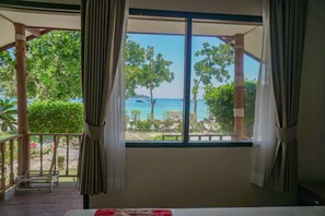 Garden Ocean Front | View from room - Phi Phi Nice Beach Resort (Ko Phi Phi)