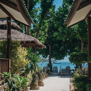 Garden Ocean Front | Front of property - Phi Phi Nice Beach Resort (Ko Phi Phi)