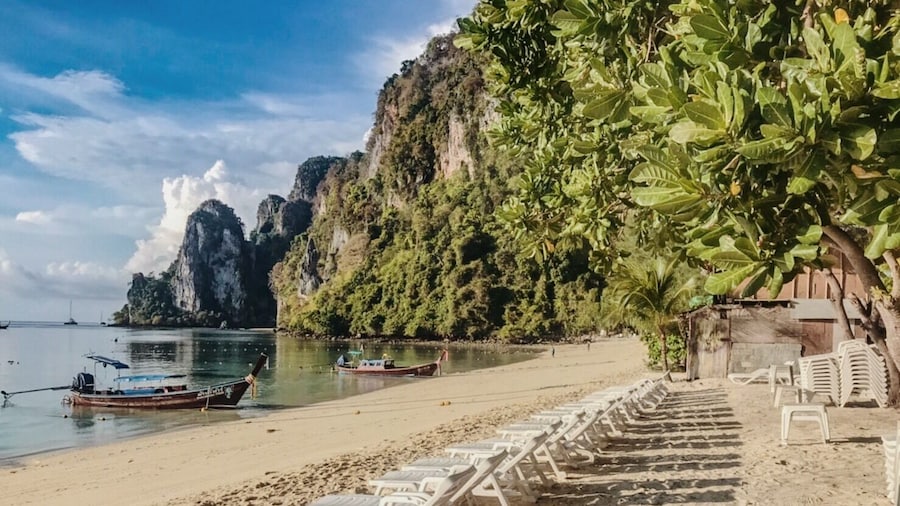 Phi Phi Nice Beach Resort