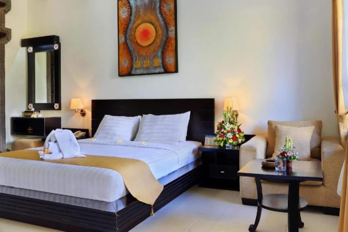 Minibar, Zimmersafe, Schreibtisch, kostenloses WLAN