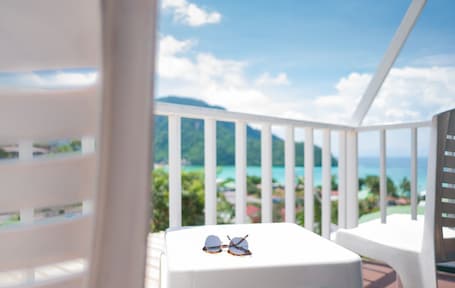 Sea View Air Con Room | Balcony. Phi Phi Uphill Cottage