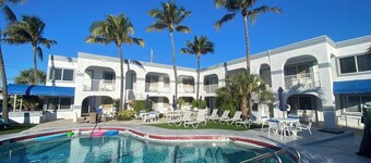Coral Key Inn