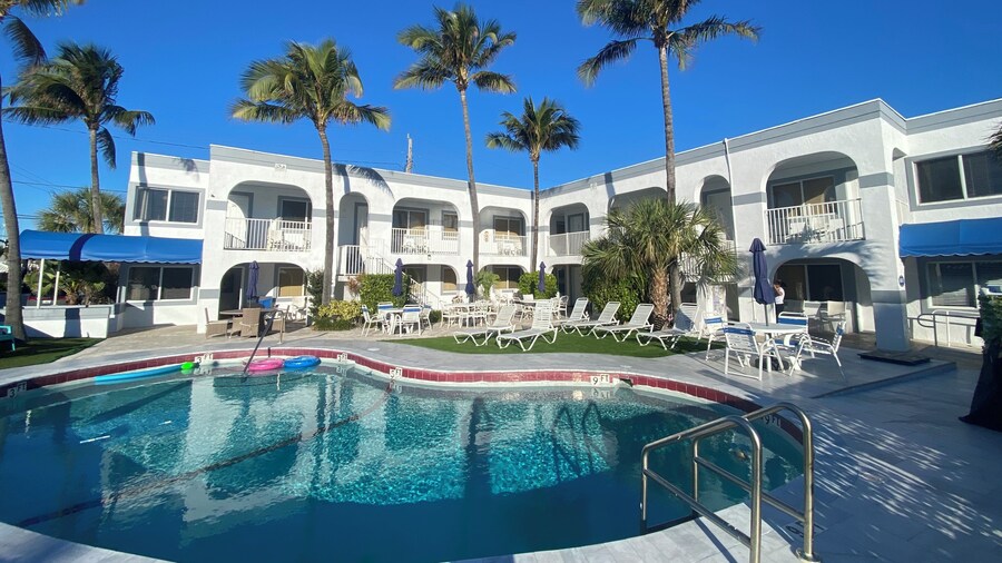 Coral Key Inn