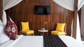 Ropa de cama de alta calidad y minibar 