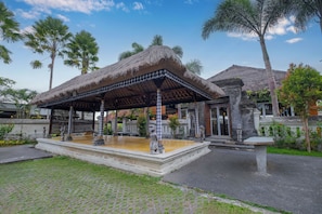 Front of property - Alam Puisi Villa (Ubud)