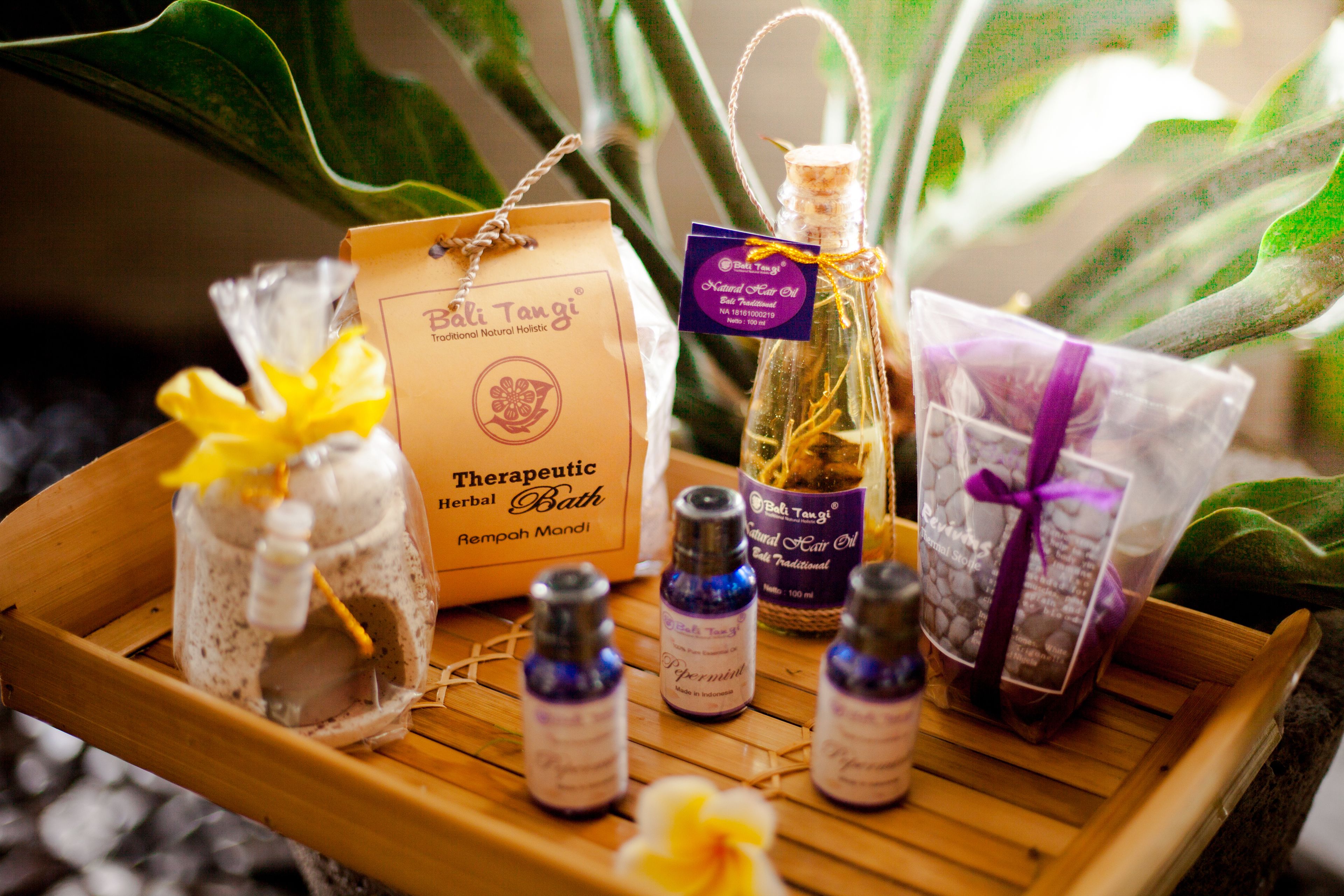 detox wraps, massage/treatment rooms