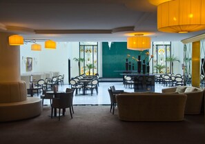 Bar (on property) - Concorde Paris (Tunis)