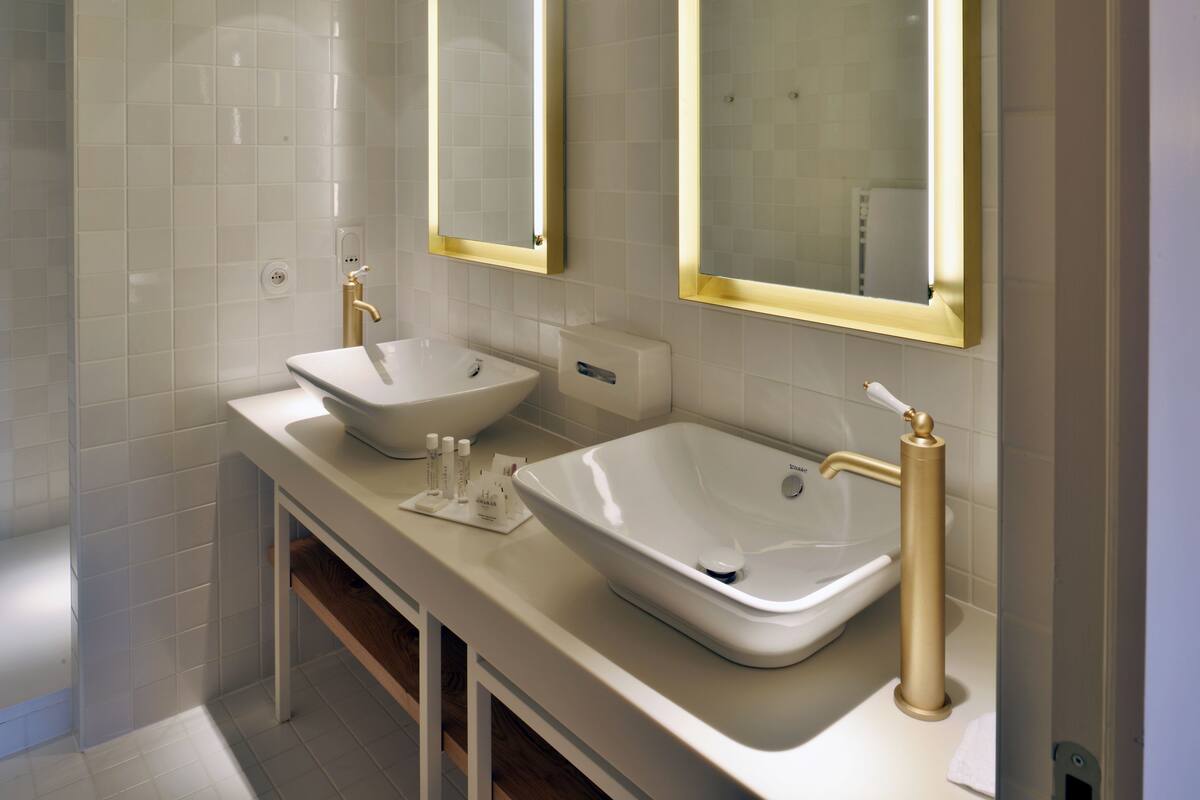 free toiletries, hair dryer, bathrobes, slippers