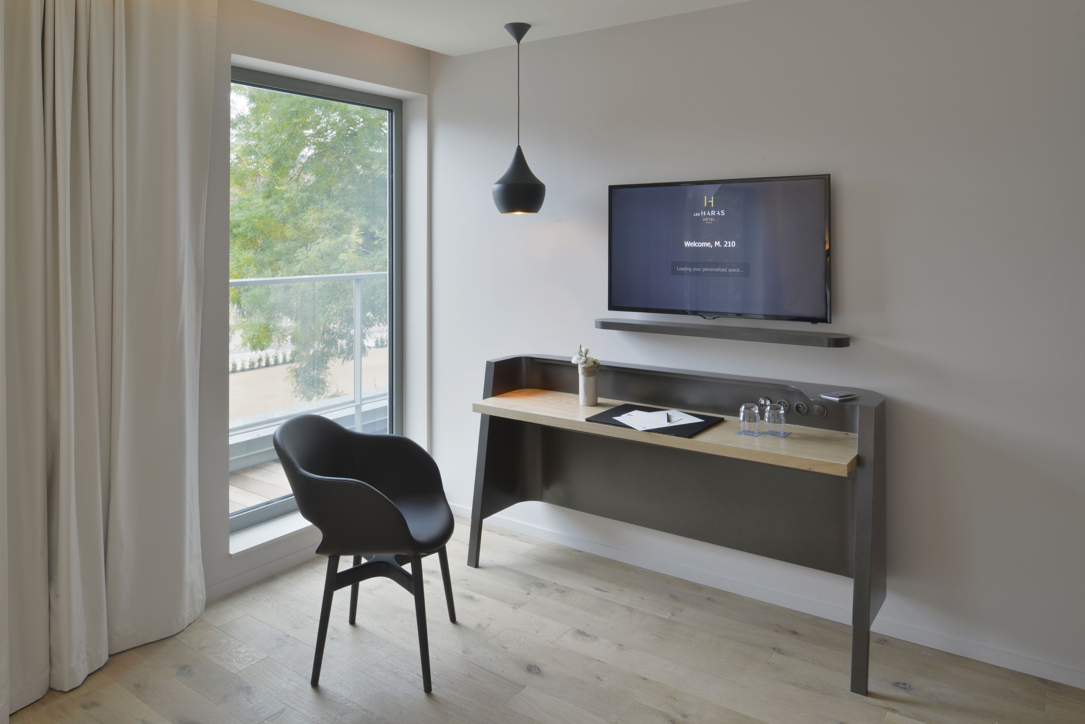 deluxe room | room amenity