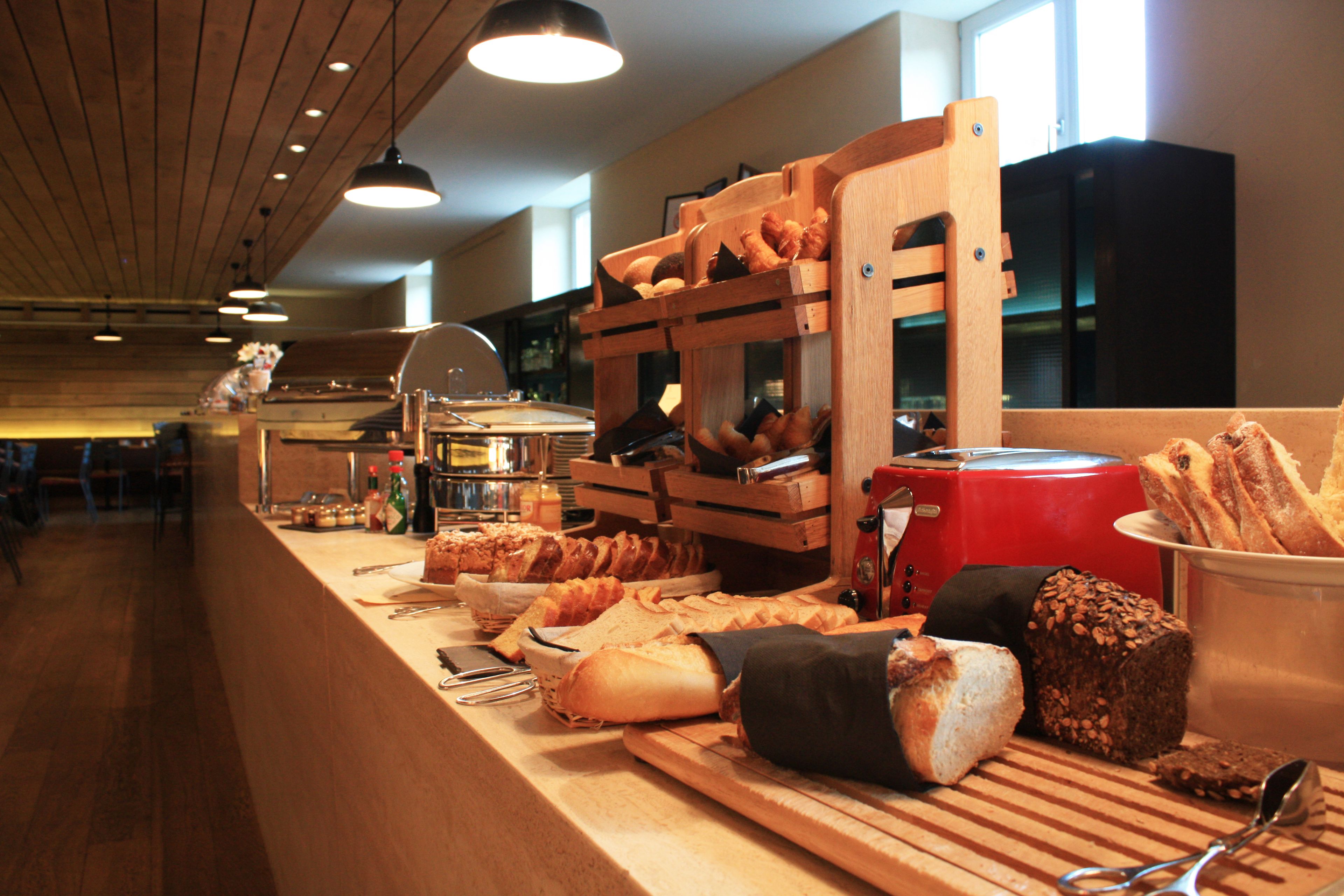 daily buffet breakfast (eur 29 per person)