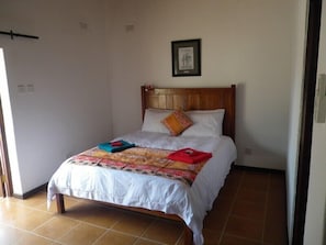 Free WiFi - Mandebele Lodge (Victoria Falls)