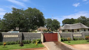 Front of property - Mandebele Lodge (Victoria Falls)