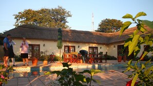 Porch - Mandebele Lodge (Victoria Falls)
