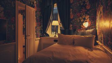 Petite | SÀngtillbehör av högsta kvalitet och minibar