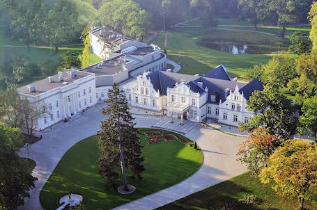 Building design. Palac Romantyczny