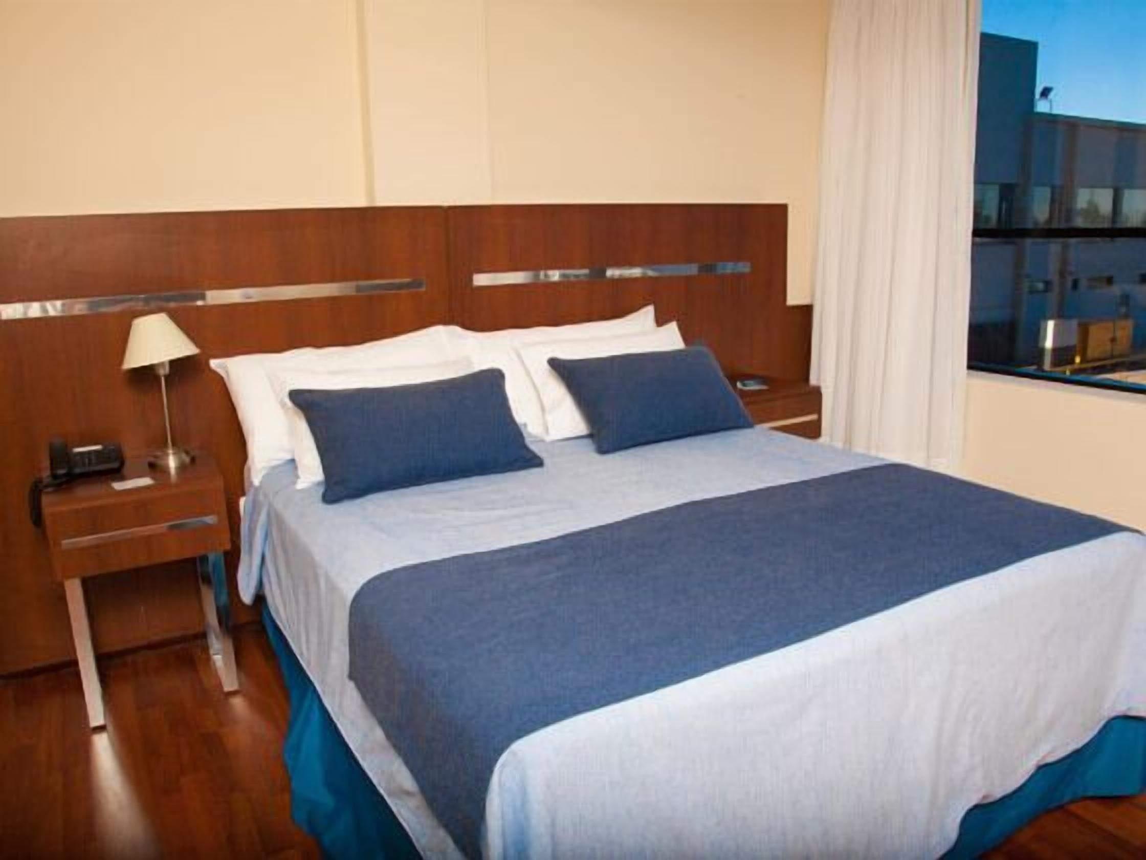 minibar, in-room safe, blackout curtains, rollaway beds