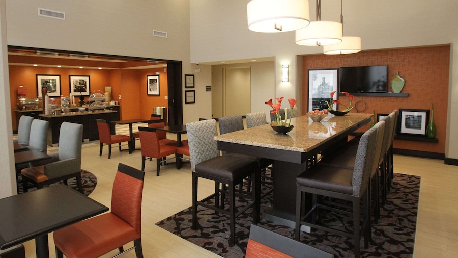 Hampton Inn & Suites Seneca-Clemson Area