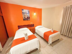 Basic-værelse | 5 soveværelser, pengeskab på værelset, strygejern/strygebræt, sengetøj