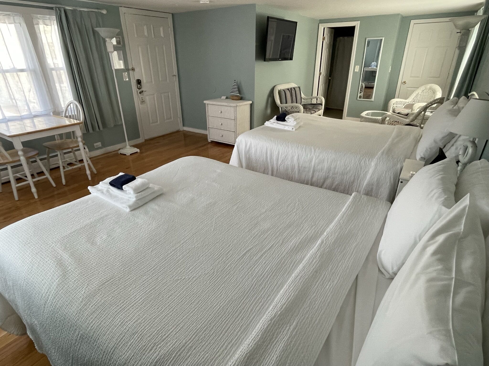 deluxe double room | 1 bedroom, premium bedding, down duvets, minibar