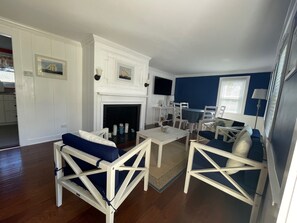 클래식 코티지, 침실 2개, 정원 전망 | 고급 침구, 오리/거위털 이불, 미니바, 다리미/다리미판