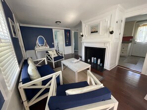 Classic Cottage, 2 Bedrooms, Garden View | Premium bedding, down comforters, minibar, iron/ironing board - The Escape Inn (South Yarmouth)