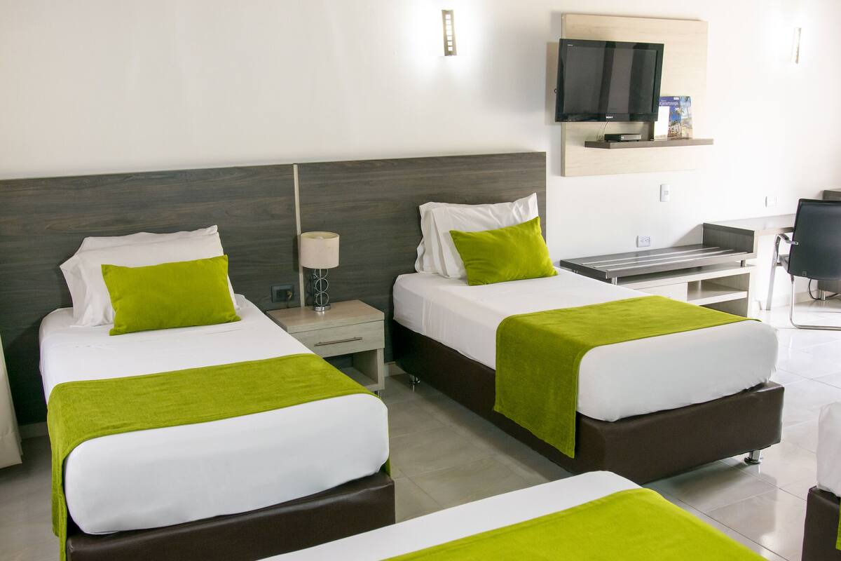 2 bedrooms, premium bedding, in-room safe, desk