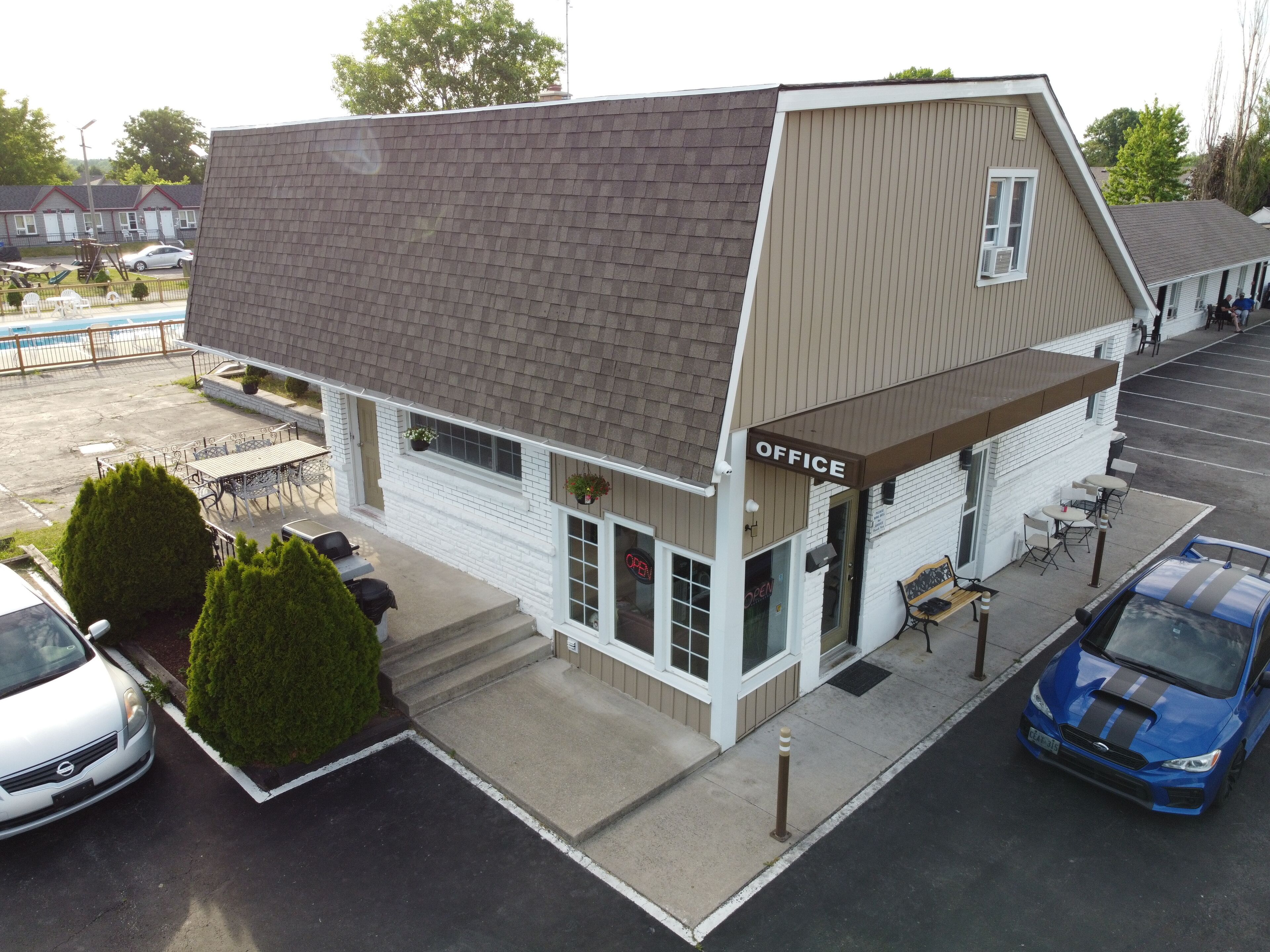 Majoituspaikan sisäänkäynti