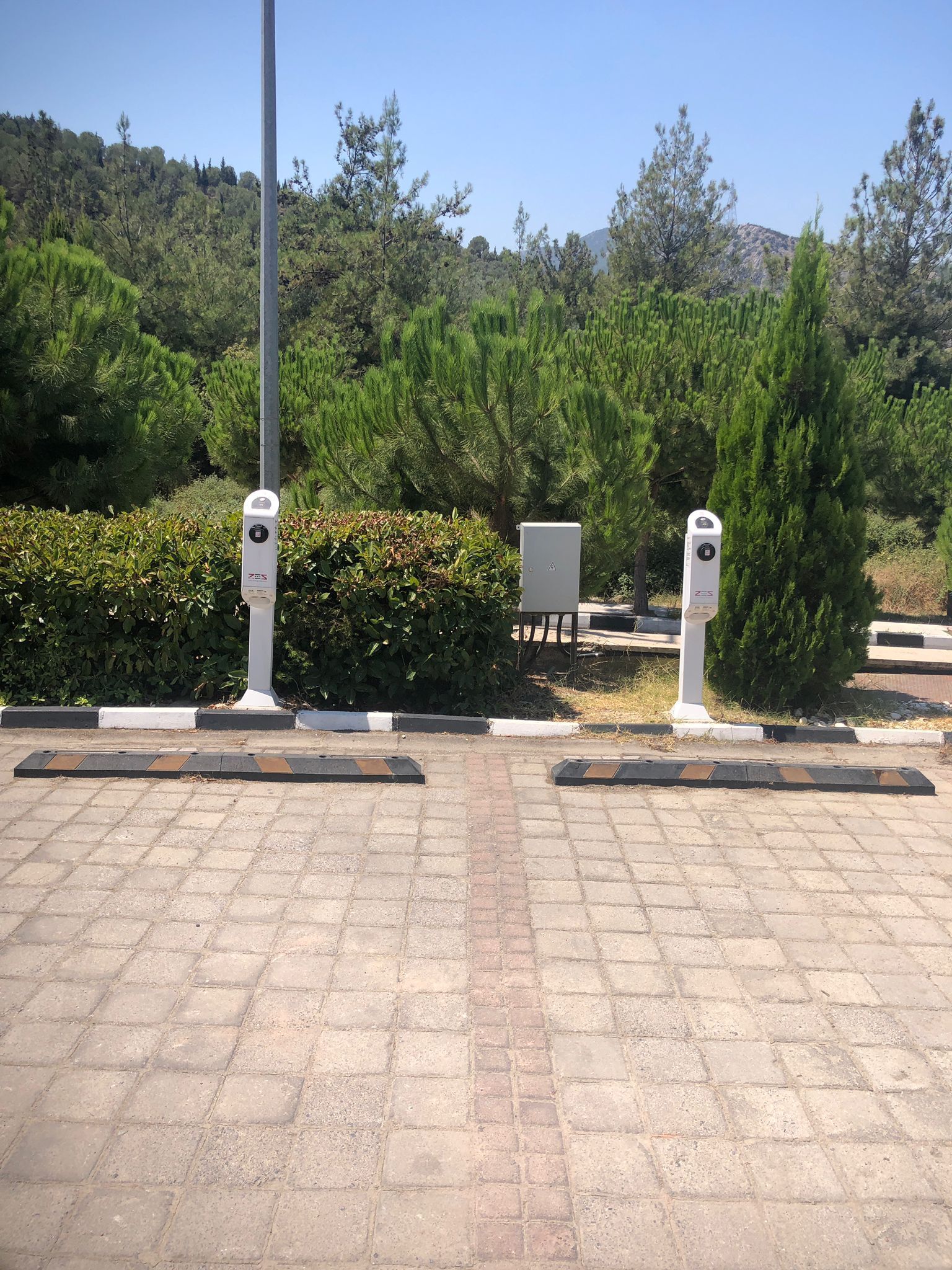 electric vehicle-charging station