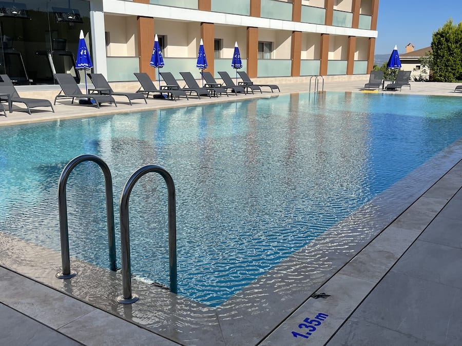 季節性室外游泳池