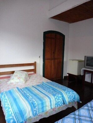 Minibar, free WiFi