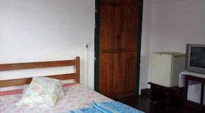 Minibar, free WiFi