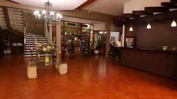 Mostrador para check-in y check-out