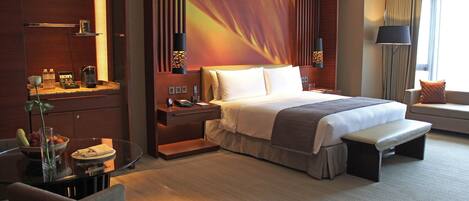 Minibar, in-room safe, individually decorated, individually furnished