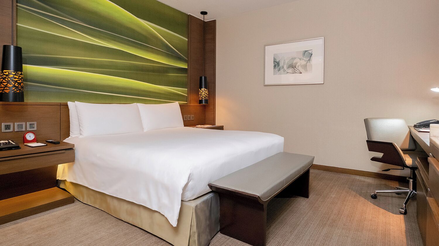 Minibar, in-room safe, individually decorated, individually furnished
