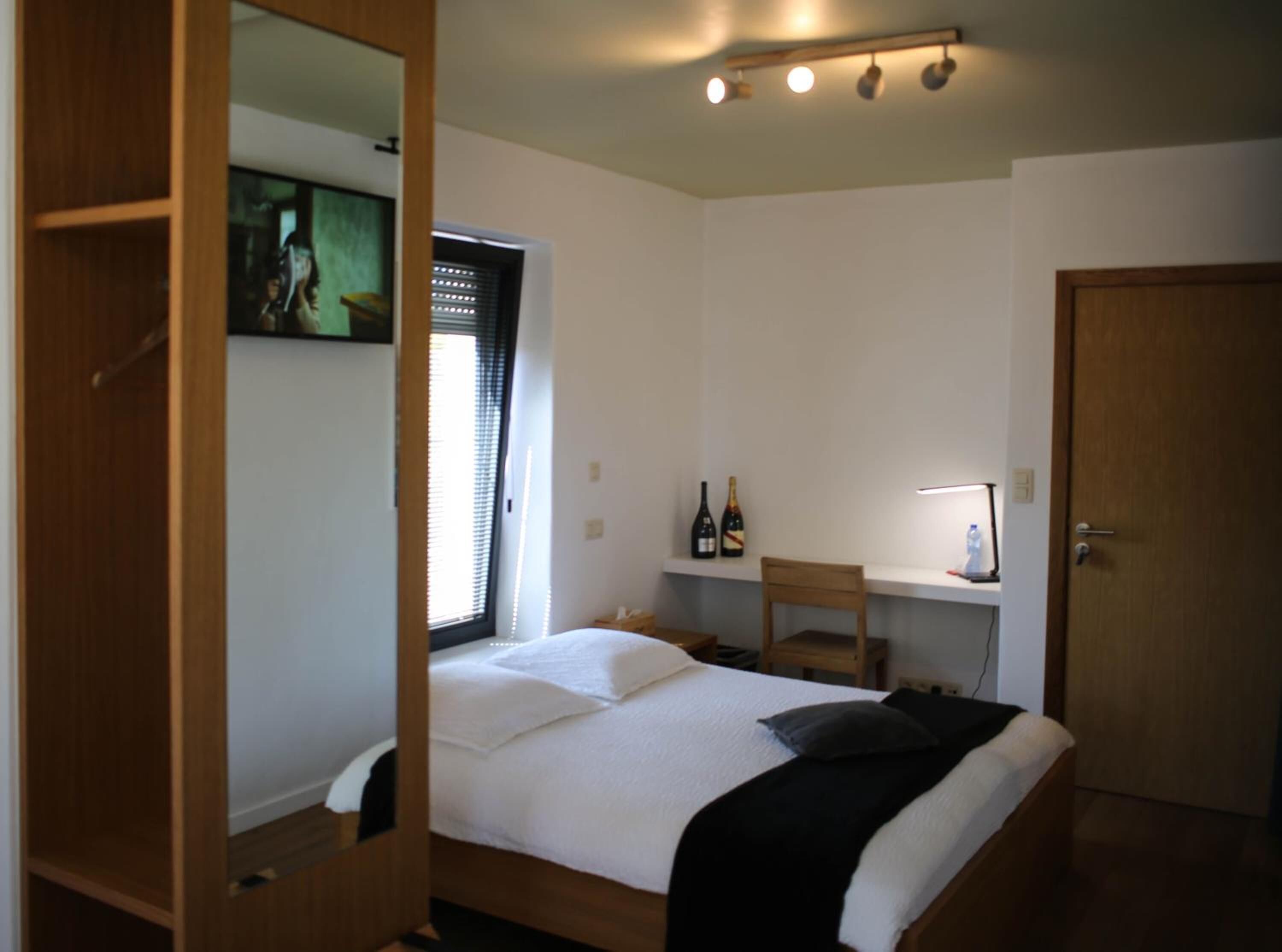 down duvets, in-room safe, desk, laptop workspace