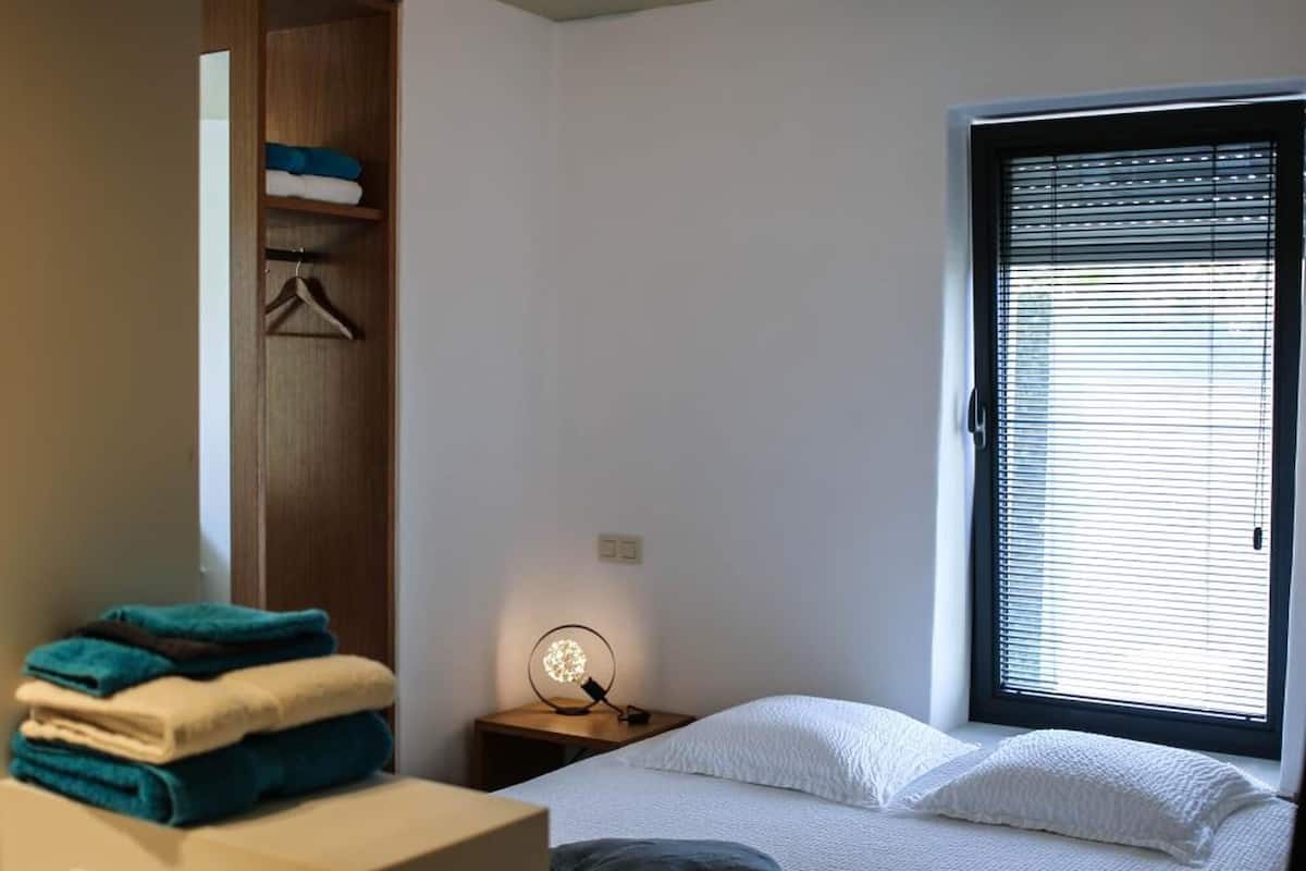 down duvets, in-room safe, desk, laptop workspace