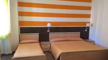 Triple Room | Down comforters, desk, blackout drapes, soundproofing