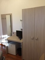 Double or Twin Room | Room amenity