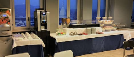 Petit déjeuner buffet compris tous les jours