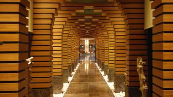 Sauna, hot tub, steam room, Turkish bath, body treatments, hydrotherapy