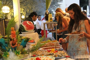 Petit déjeuner buffet