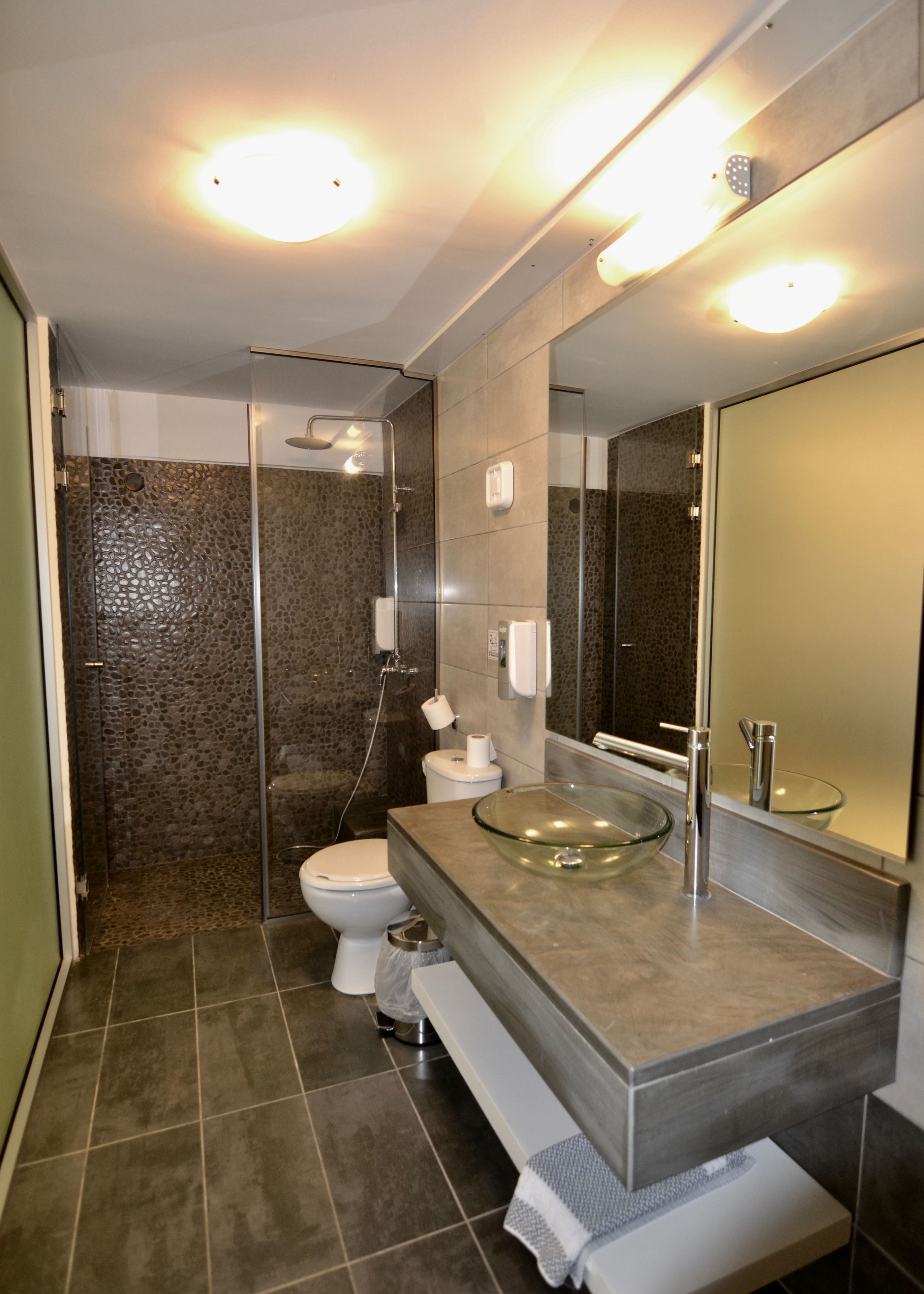 family double room, pool access, pool view | bathroom | free toiletries, hair dryer, towels