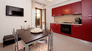 Appartement Classique, 1 chambre | Restauration dans la chambre