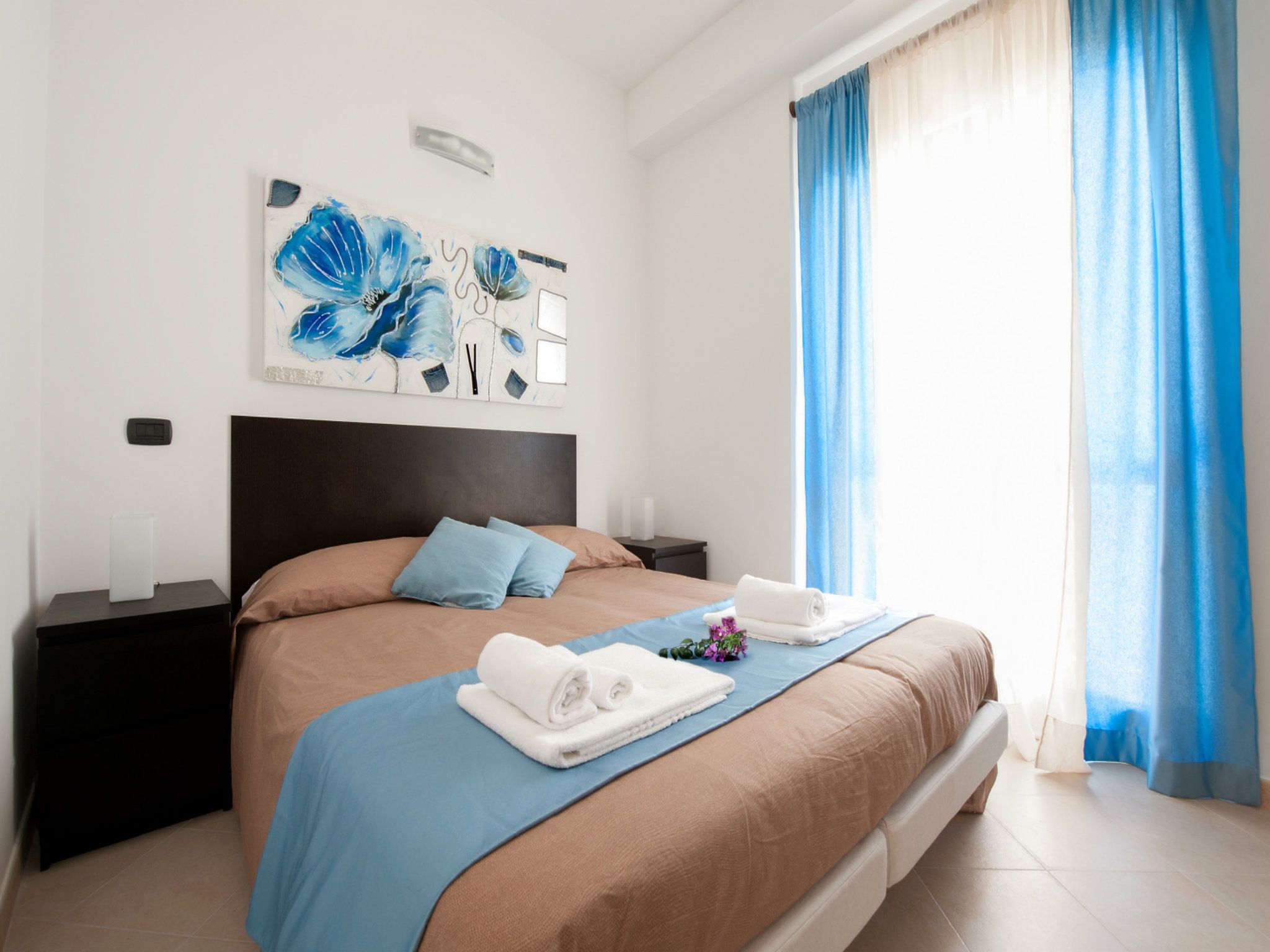 Deluxe Apartment, 2 Bedrooms | Individually furnished, free WiFi