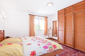 Apartment, 3 Bedrooms, 2 Bathrooms