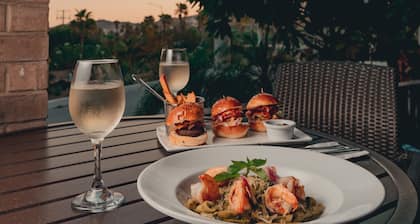 Hyatt Place Los Cabos