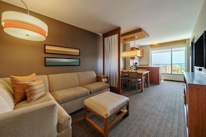 Suite, 1 cama King size y sofá cama | Ropa de cama hipoalergénica, edredón y camas Select Comfort 