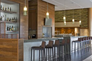 Bar (en la propiedad)