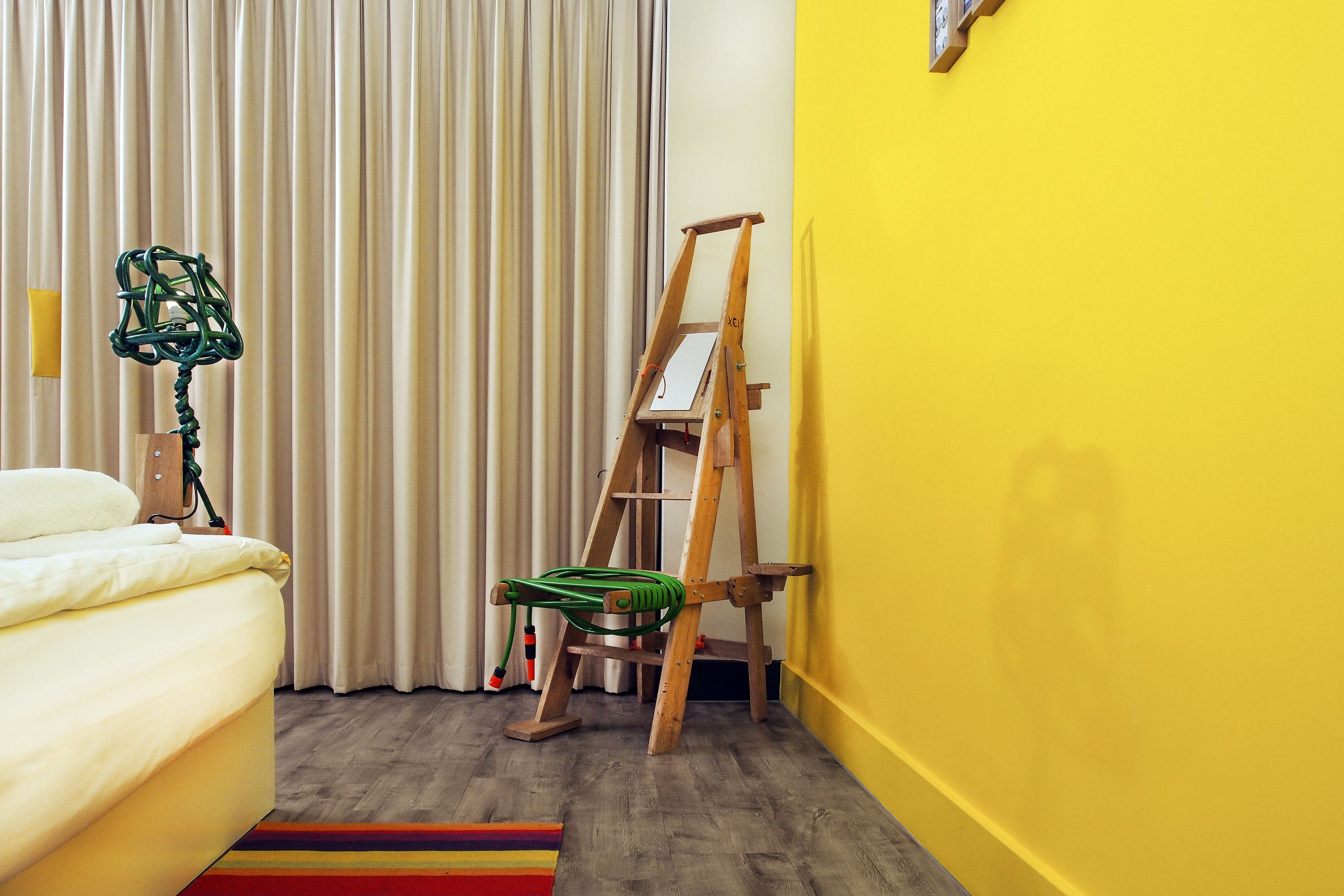 standard double room | 1 bedroom, in-room safe, desk, blackout curtains