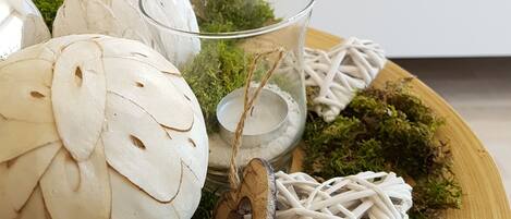 Työpöytä, äänieristys, ilmainen Wi-Fi, vuodevaatteet